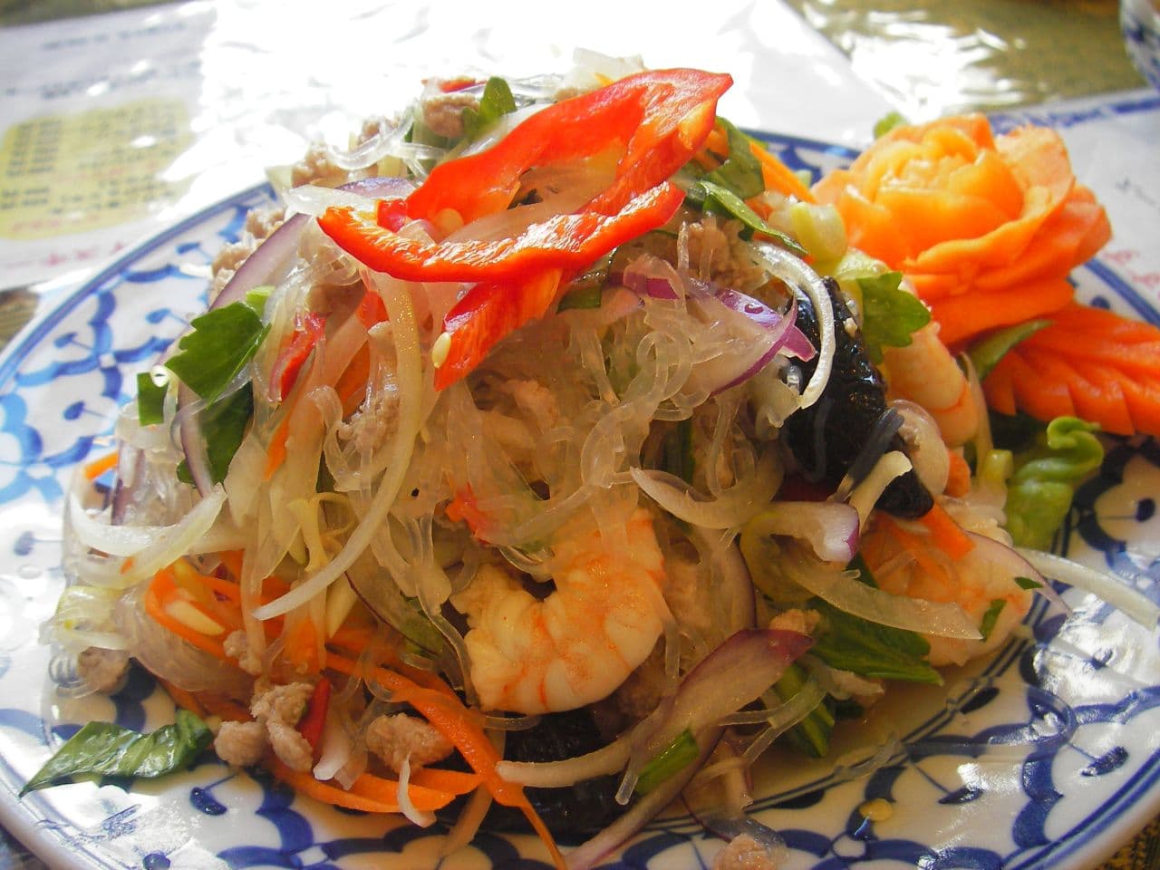 タイ料理の参考写真。特定のバンコク料理教室のメニューではありません